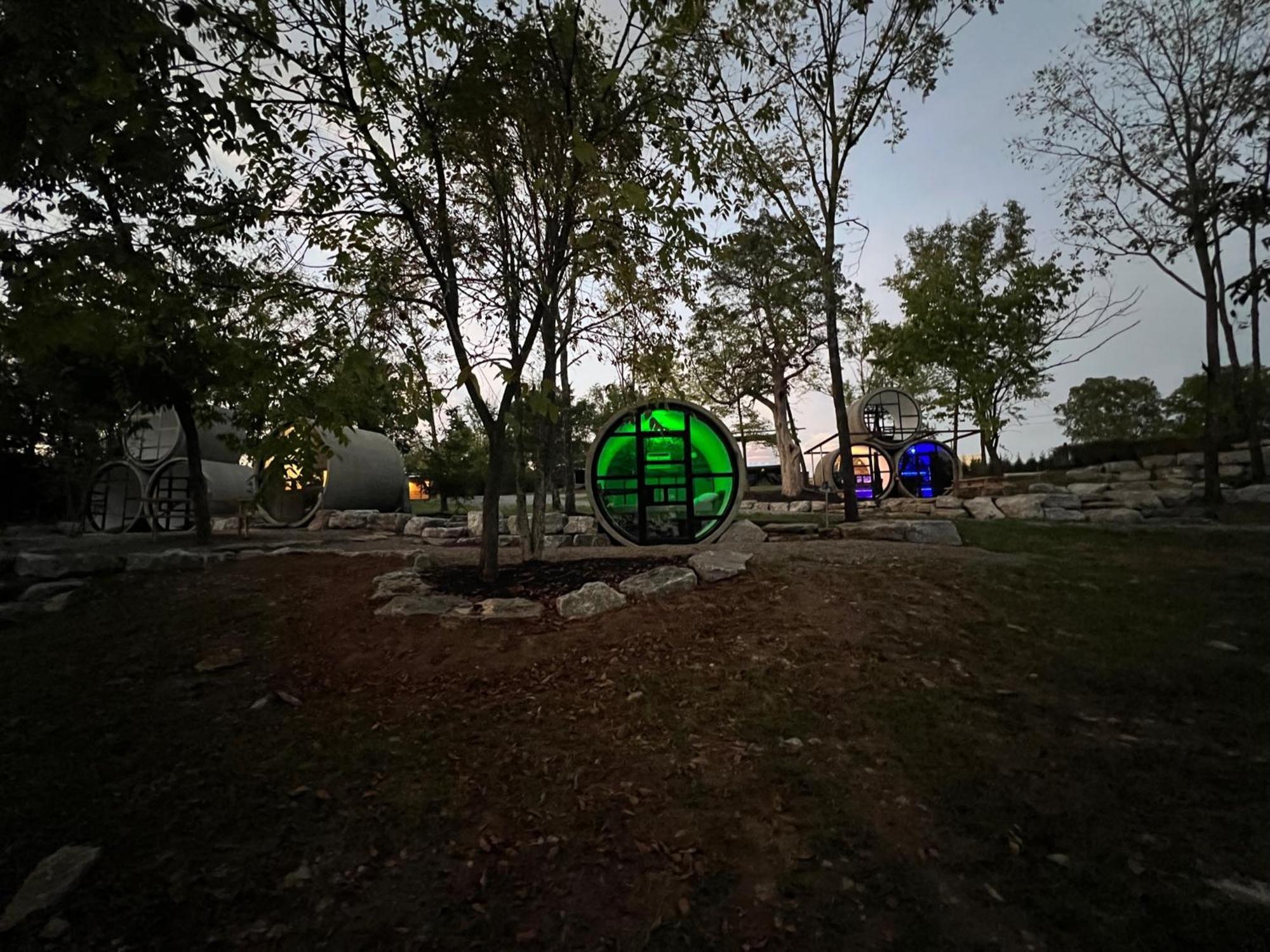 Отель Lockridge Park Дэнвилл Экстерьер фото